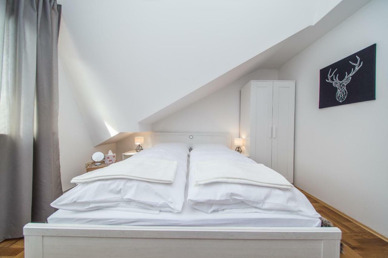 Houzzz21 Hotel Zágráb Kültér fotó