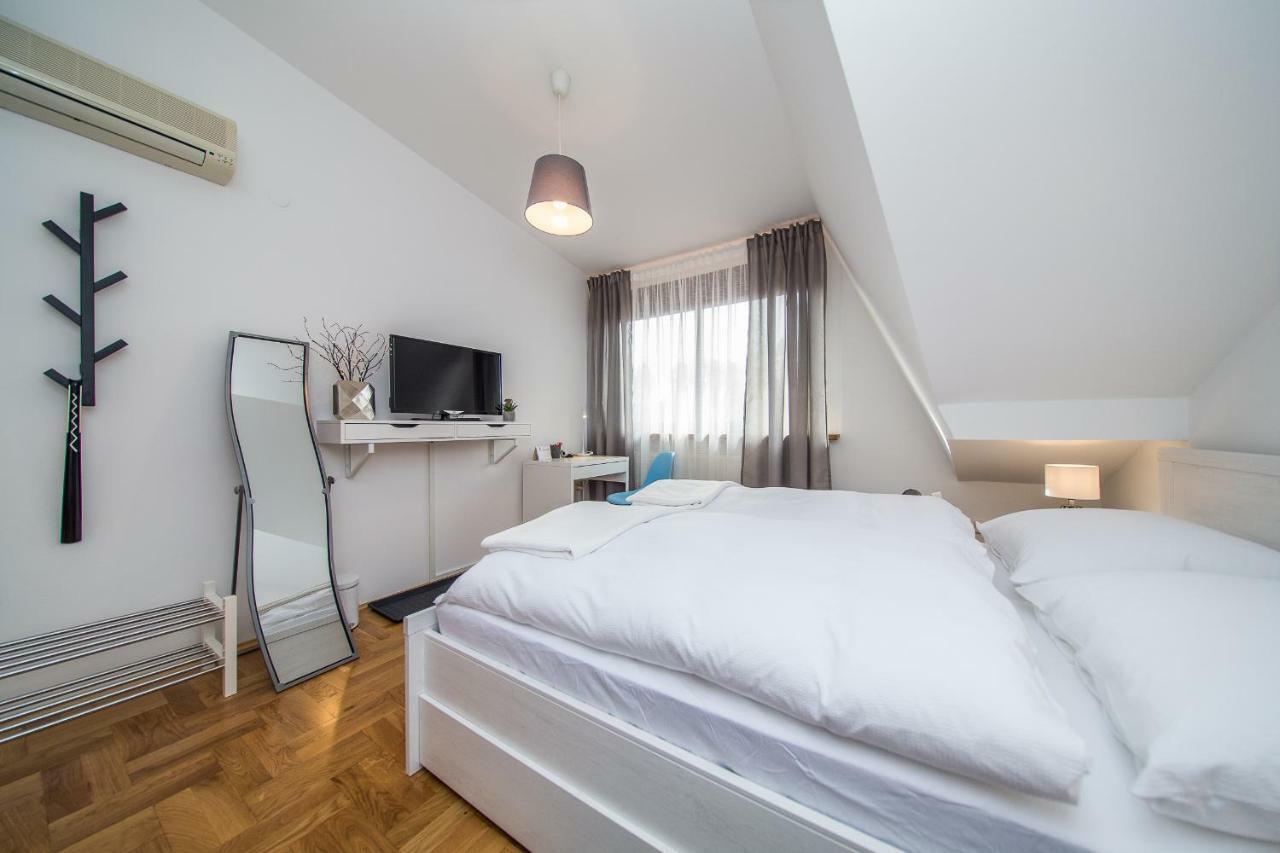 Houzzz21 Hotel Zágráb Kültér fotó